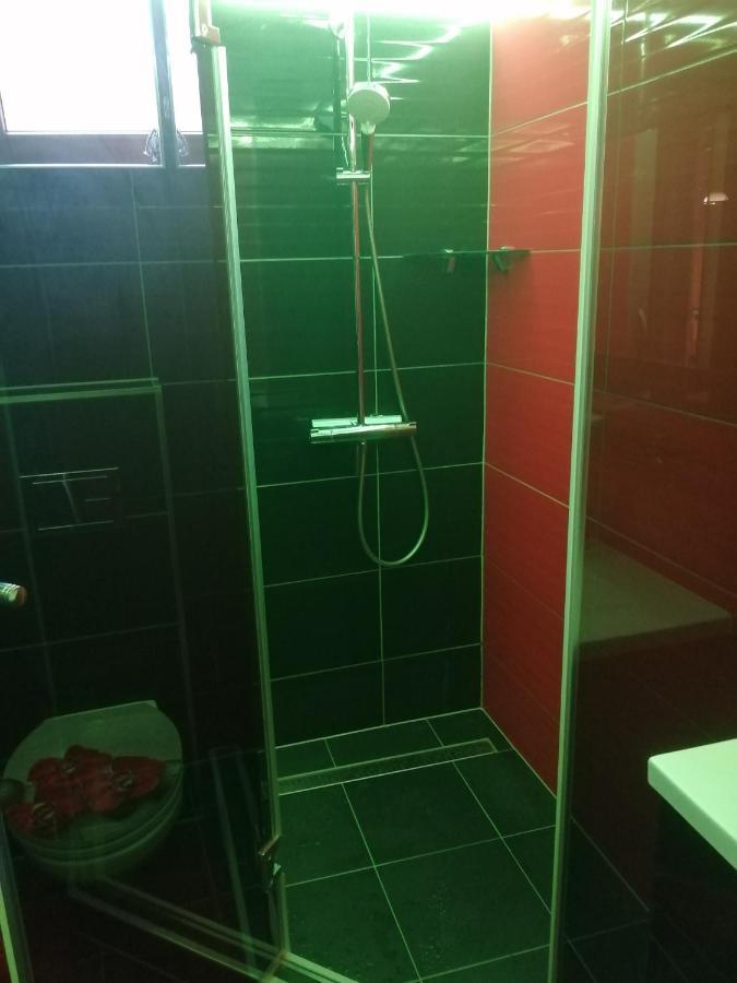 Matyas Apartman Tata Eksteriør bilde